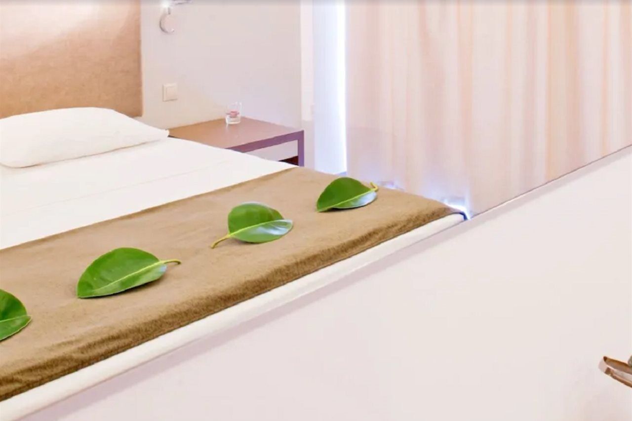 Oktober Downtown Boutique Hotel Rhodes City エクステリア 写真
